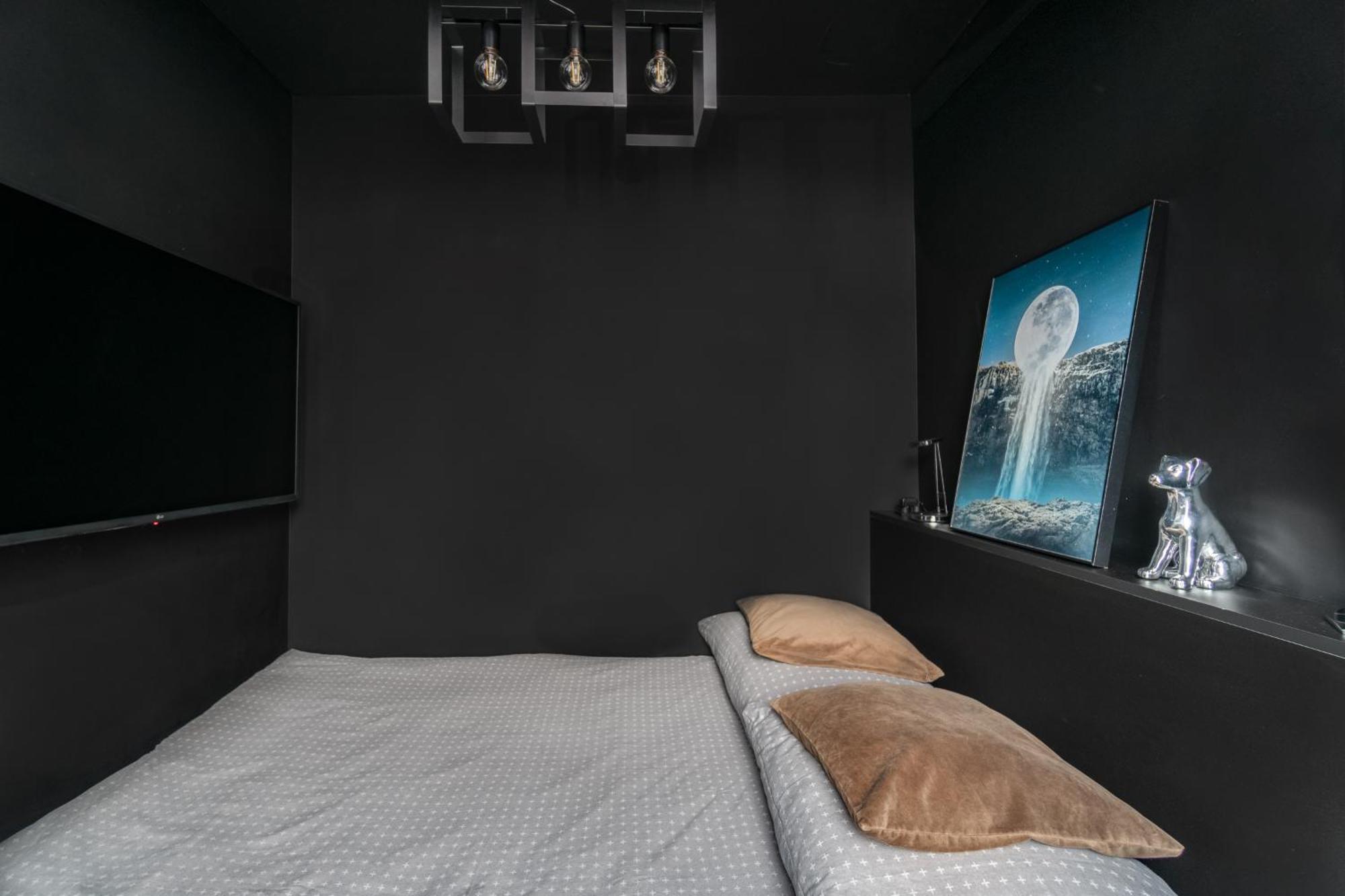 Blacknight Apartment - Self Check-In 24H Wroclaw Luaran gambar